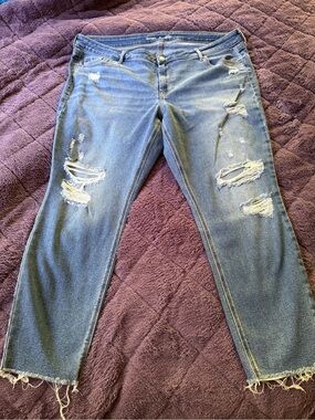 Old Navy Mid-Rise Rockstar Super Skinny Distressed Jeans